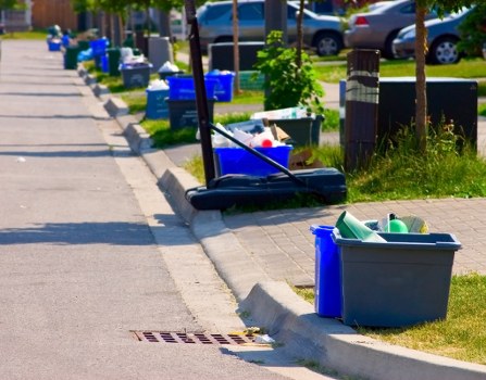 Professional skip hire service in Lambeth assisting customers